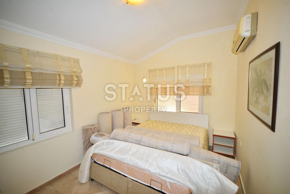 Triplex villa 5+1, 240 m2 with stunning views and excellent location in Kestel. фото 13