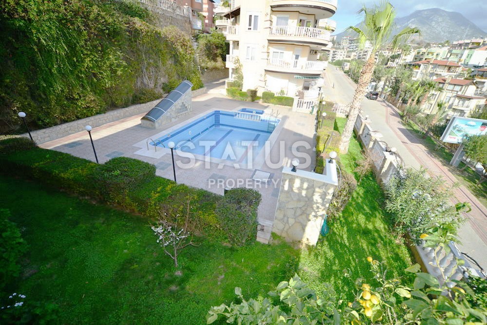 Triplex villa 5+1, 240 m2 with stunning views and excellent location in Kestel. фото 17