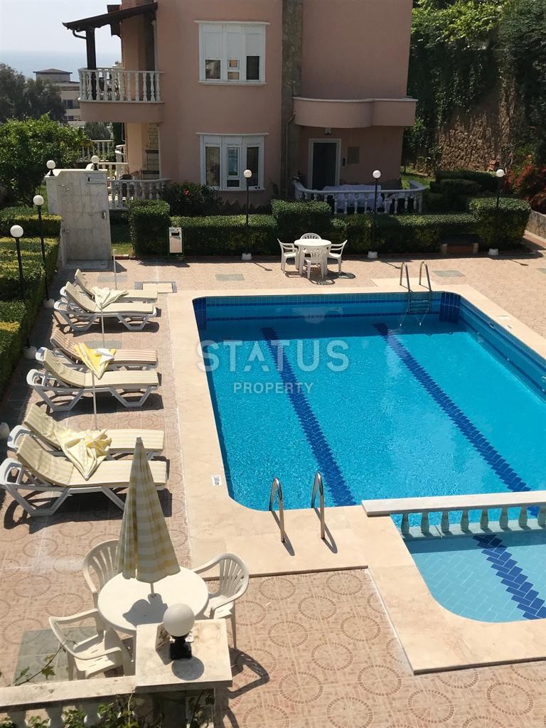 Triplex villa 5+1, 240 m2 with stunning views and excellent location in Kestel. фото 27