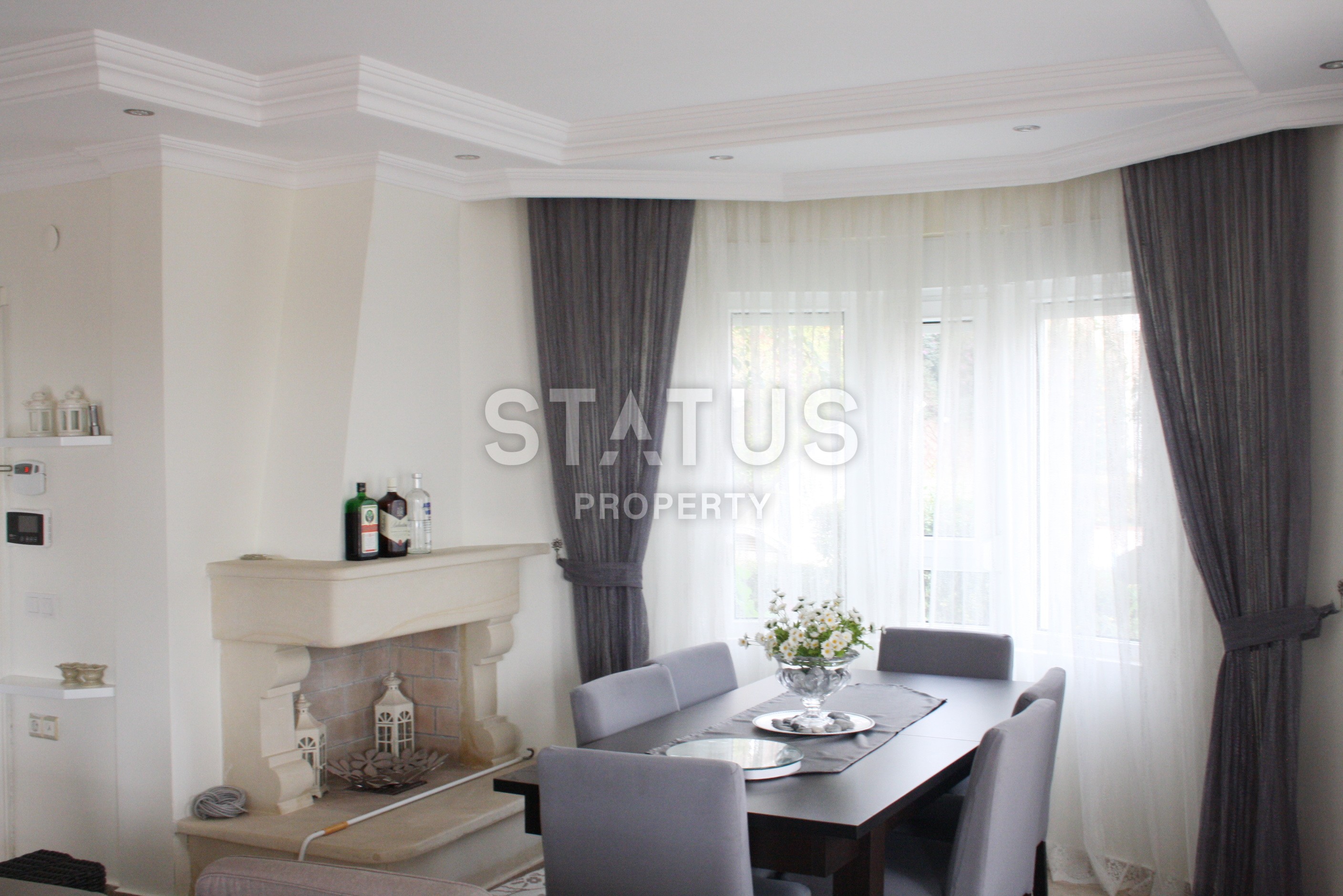 Triplex villa 5+1, 240 m2 with stunning views and excellent location in Kestel. фото 33