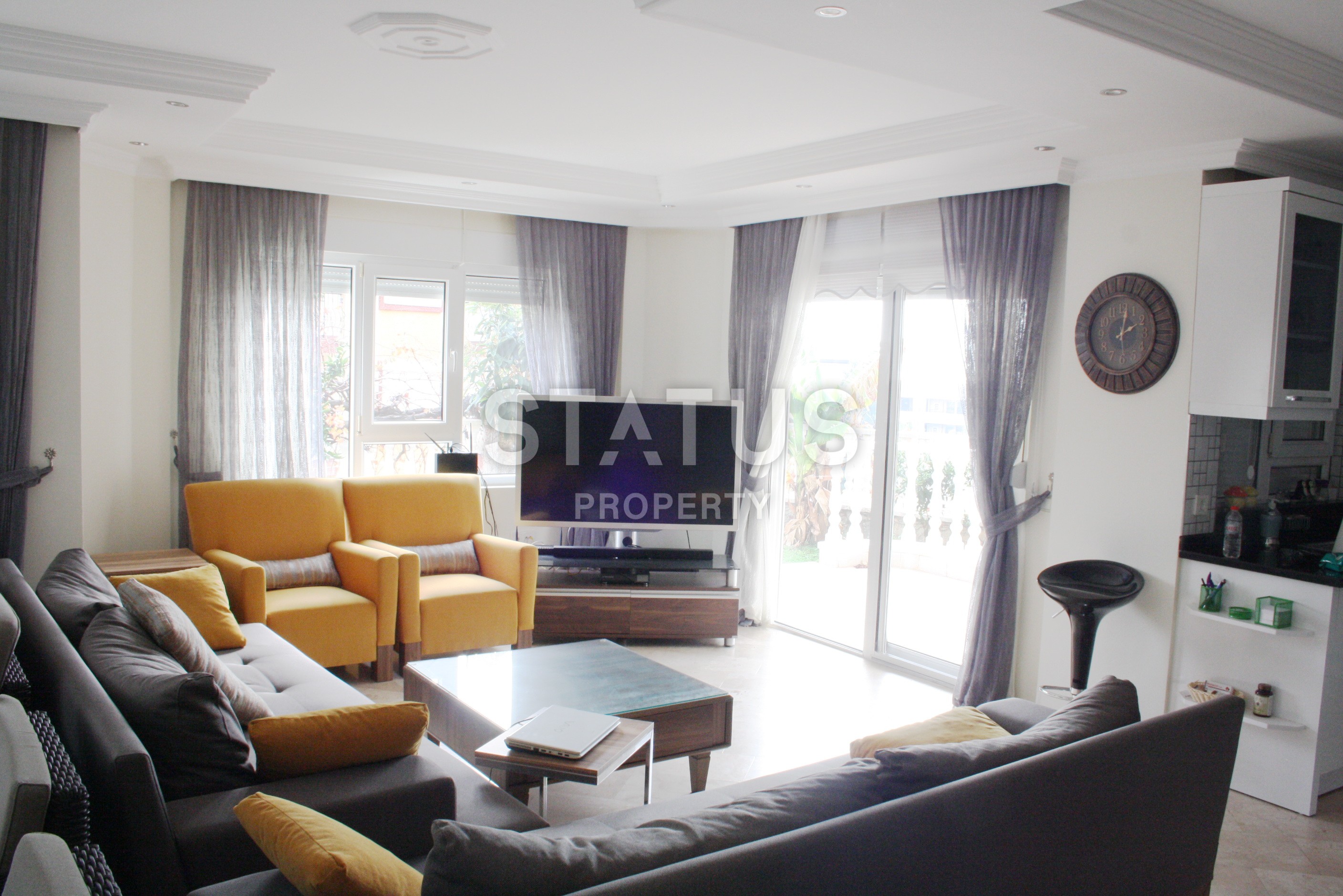 Triplex villa 5+1, 240 m2 with stunning views and excellent location in Kestel. фото 36