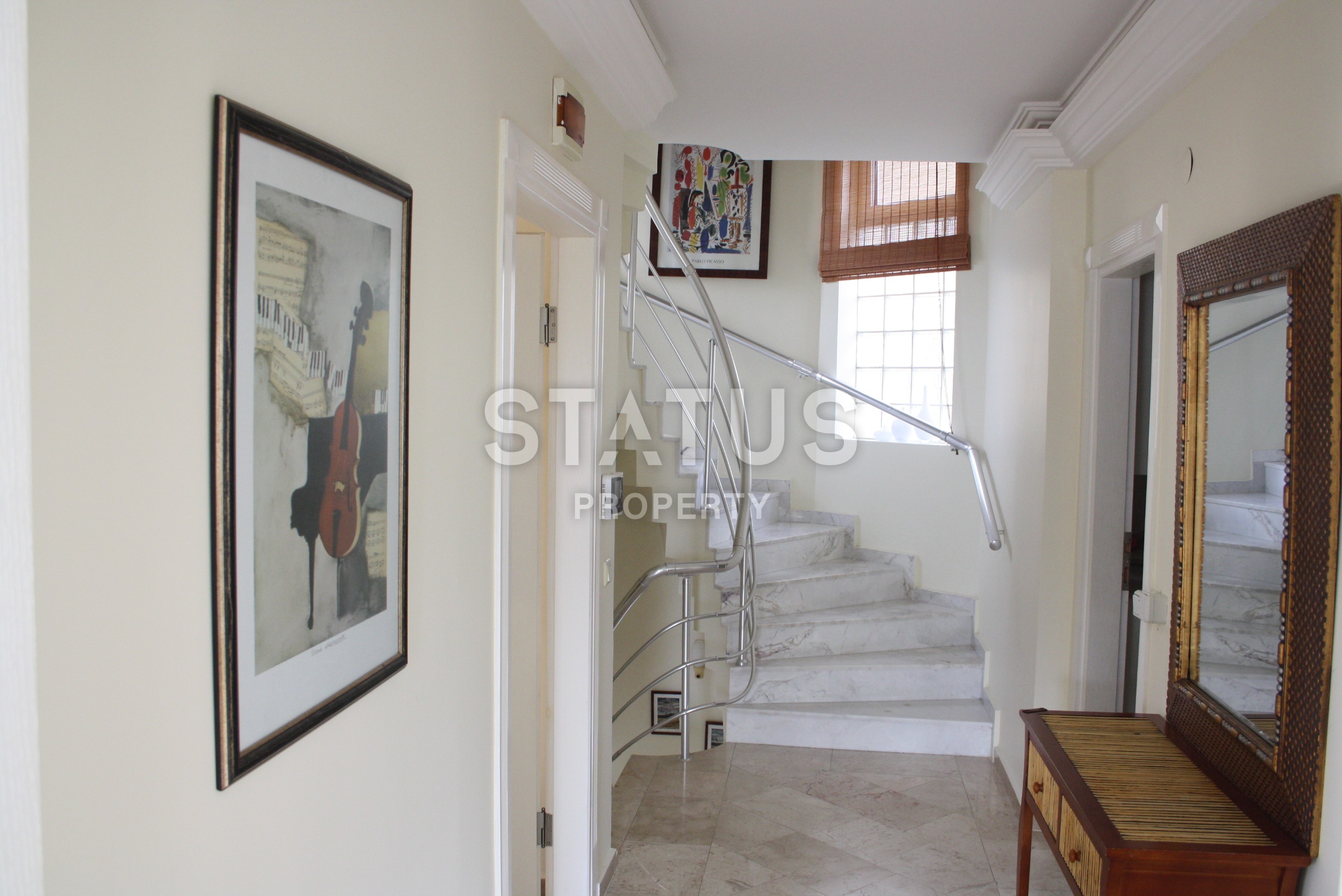 Triplex villa 5+1, 240 m2 with stunning views and excellent location in Kestel. фото 41