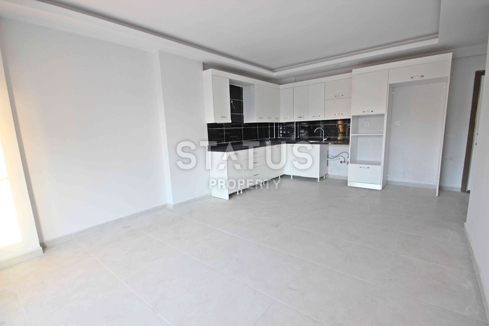 Spacious apartment 1+1, 65m2 in a luxury complex in the Kargicak area. фото 12