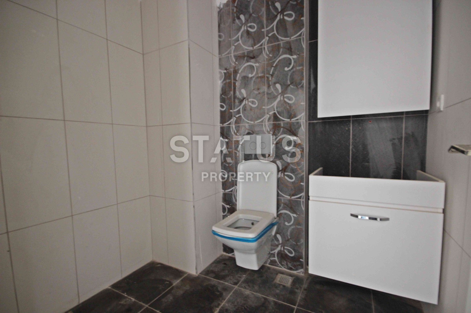 Spacious apartment 1+1, 65m2 in a luxury complex in the Kargicak area. фото 16