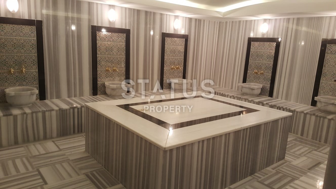 Spacious apartment 1+1, 65m2 in a luxury complex in the Kargicak area. фото 23