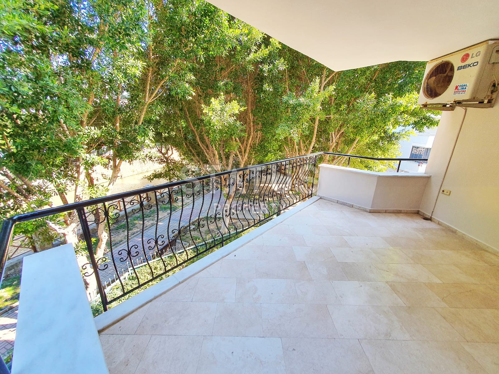 Three-room apartment with new furniture in Oba, 100 m2 фото 17