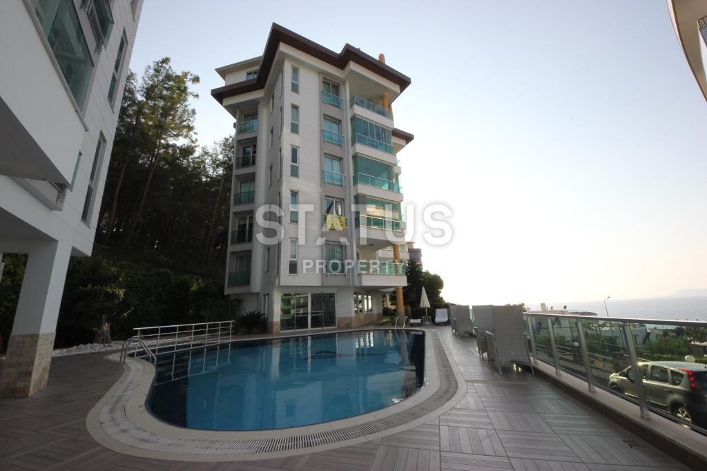 Three-room apartment 130 m2 overlooking the sea and the forest in Kargicak area. фото 17