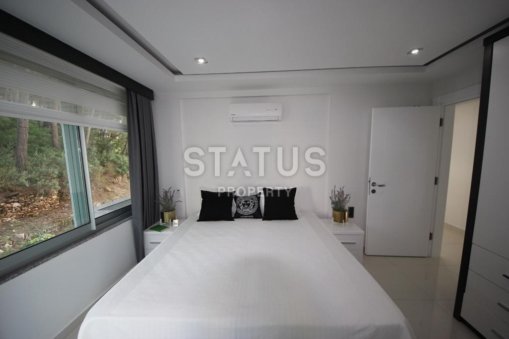 Three-room apartment 130 m2 overlooking the sea and the forest in Kargicak area. фото 26