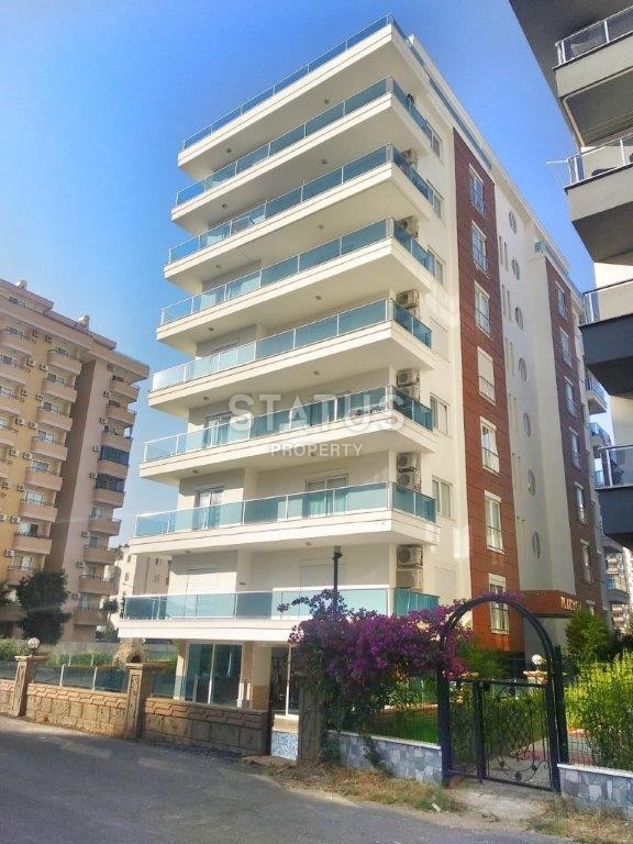 Furnished apartment 1+1, 65 m2, five minutes walk from the sea in Mahmutlar. фото 7