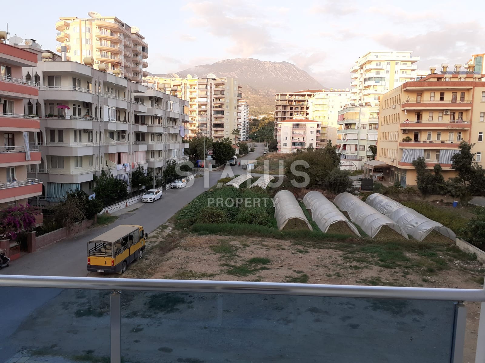 Furnished apartment 1+1, 65 m2, five minutes walk from the sea in Mahmutlar. фото 14