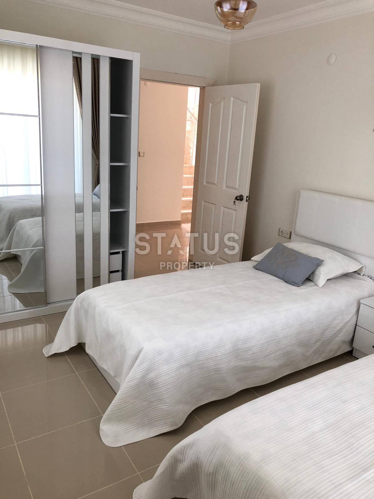 Luxurious furnished villa 4+1 layout, 250 m2 in the ecological area of Kargicak, Alanya фото 11