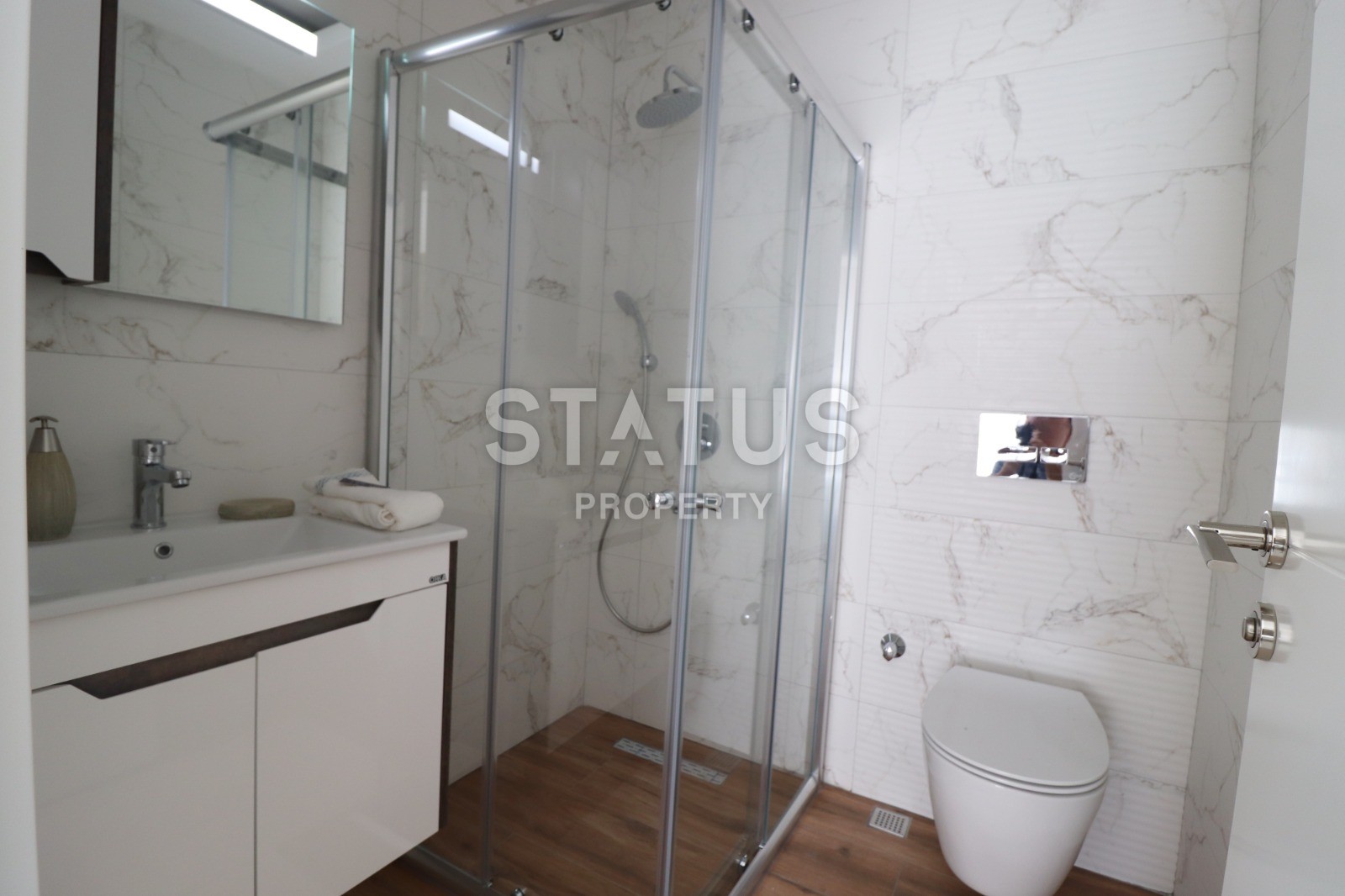 Трехкомнатная квартира в новом комплексе в центре города, 105 м2 фото 9