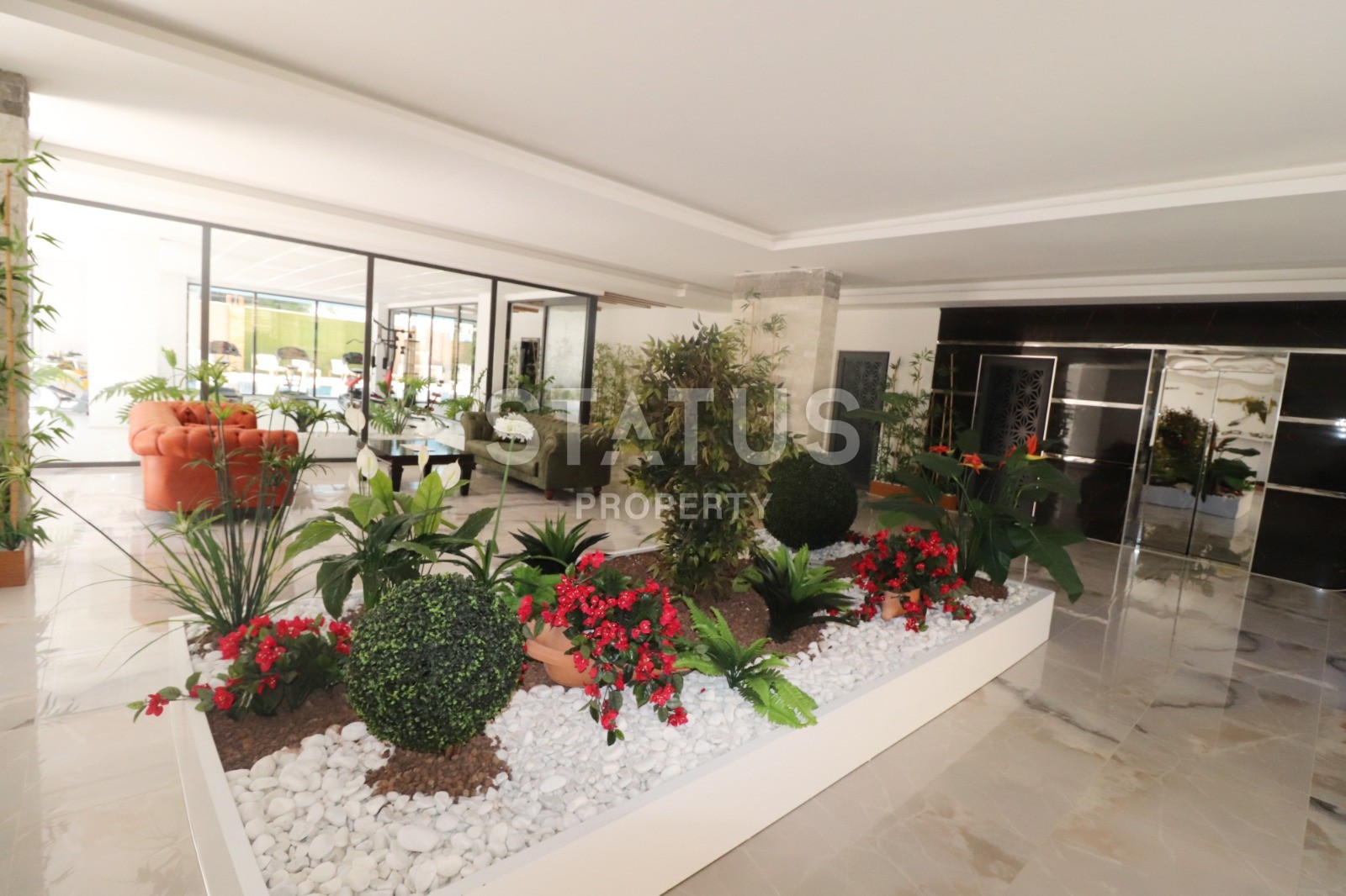 Трехкомнатная квартира в новом комплексе в центре города, 105 м2 фото 14