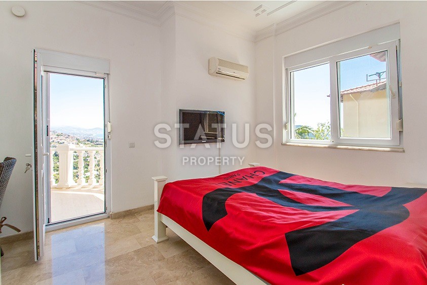 Villa 3+1 with panoramic views of the sea and the fortress. Alanya, Center. фото 9