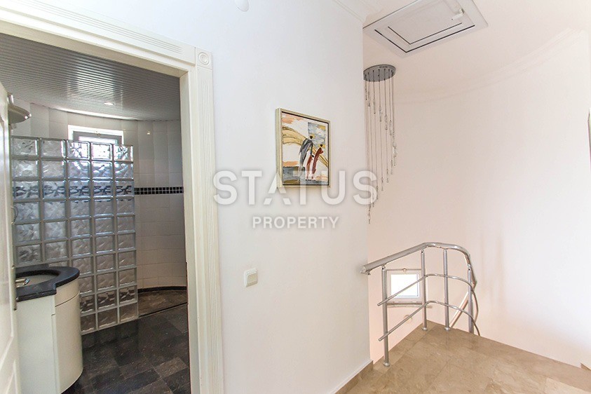 Villa 3+1 with panoramic views of the sea and the fortress. Alanya, Center. фото 10