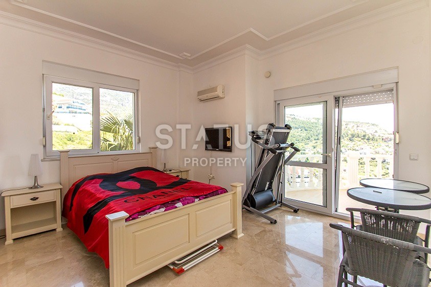 Villa 3+1 with panoramic views of the sea and the fortress. Alanya, Center. фото 12