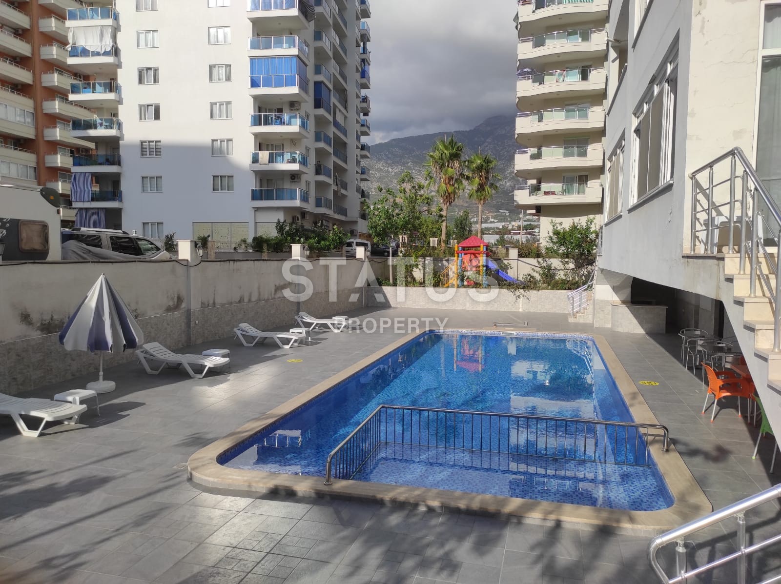 Spacious furnished apartment 2+1, 125 m2, a few steps from the sea. Mahmutlar, Alanya. фото 3