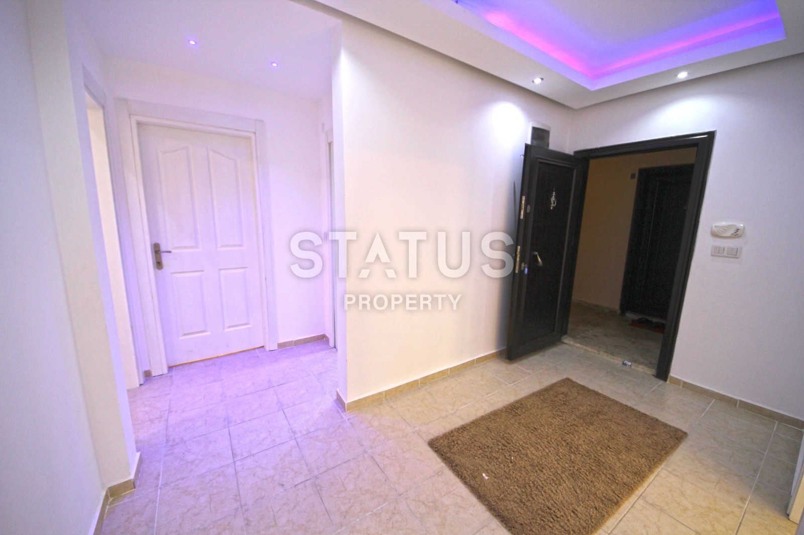 Меблированная трехкомнатная квартира 120 м2 в самом центре Махмутлара, возле часов. фото 4