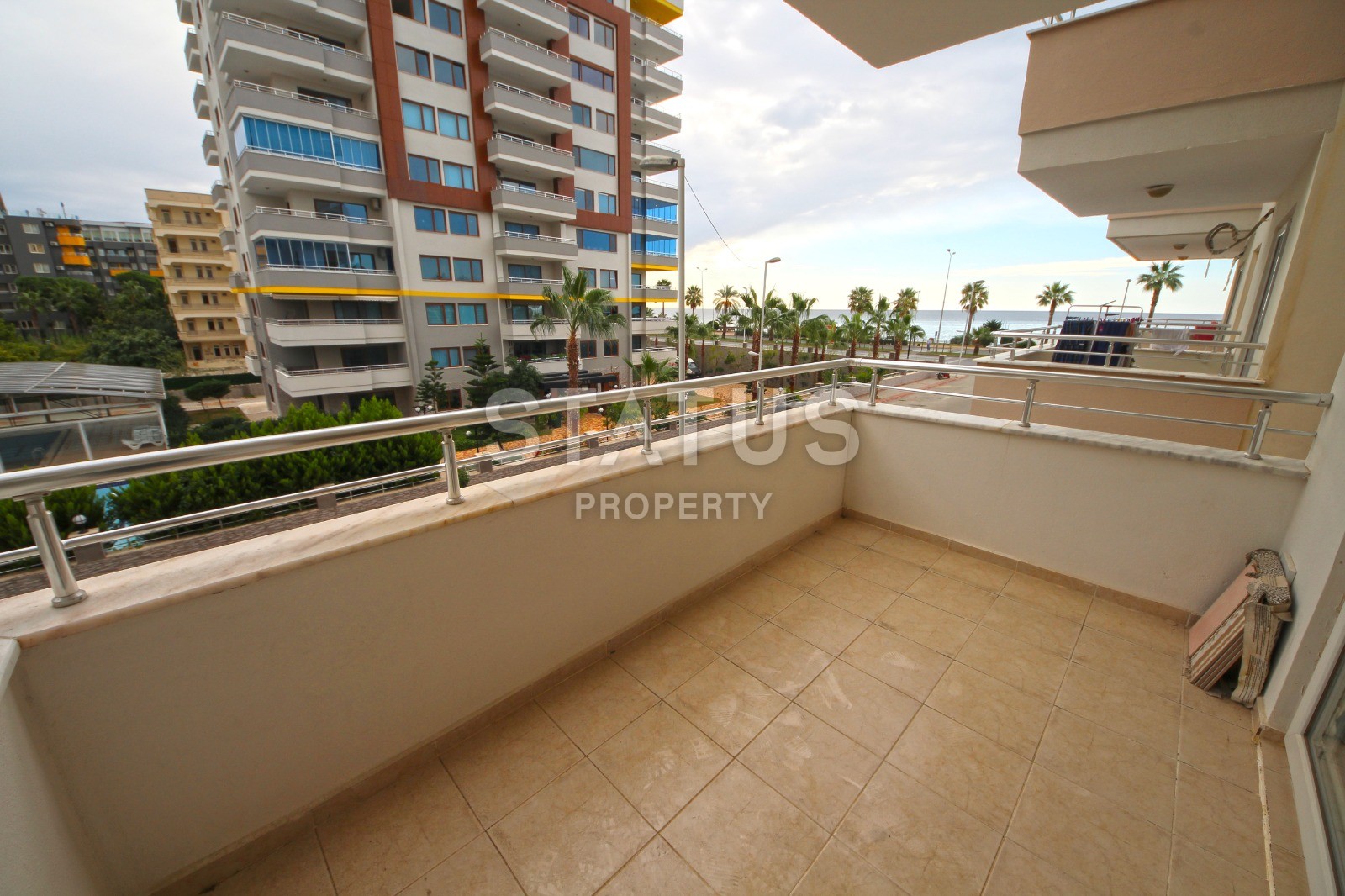 Меблированная трехкомнатная квартира 120 м2 в самом центре Махмутлара, возле часов. фото 15