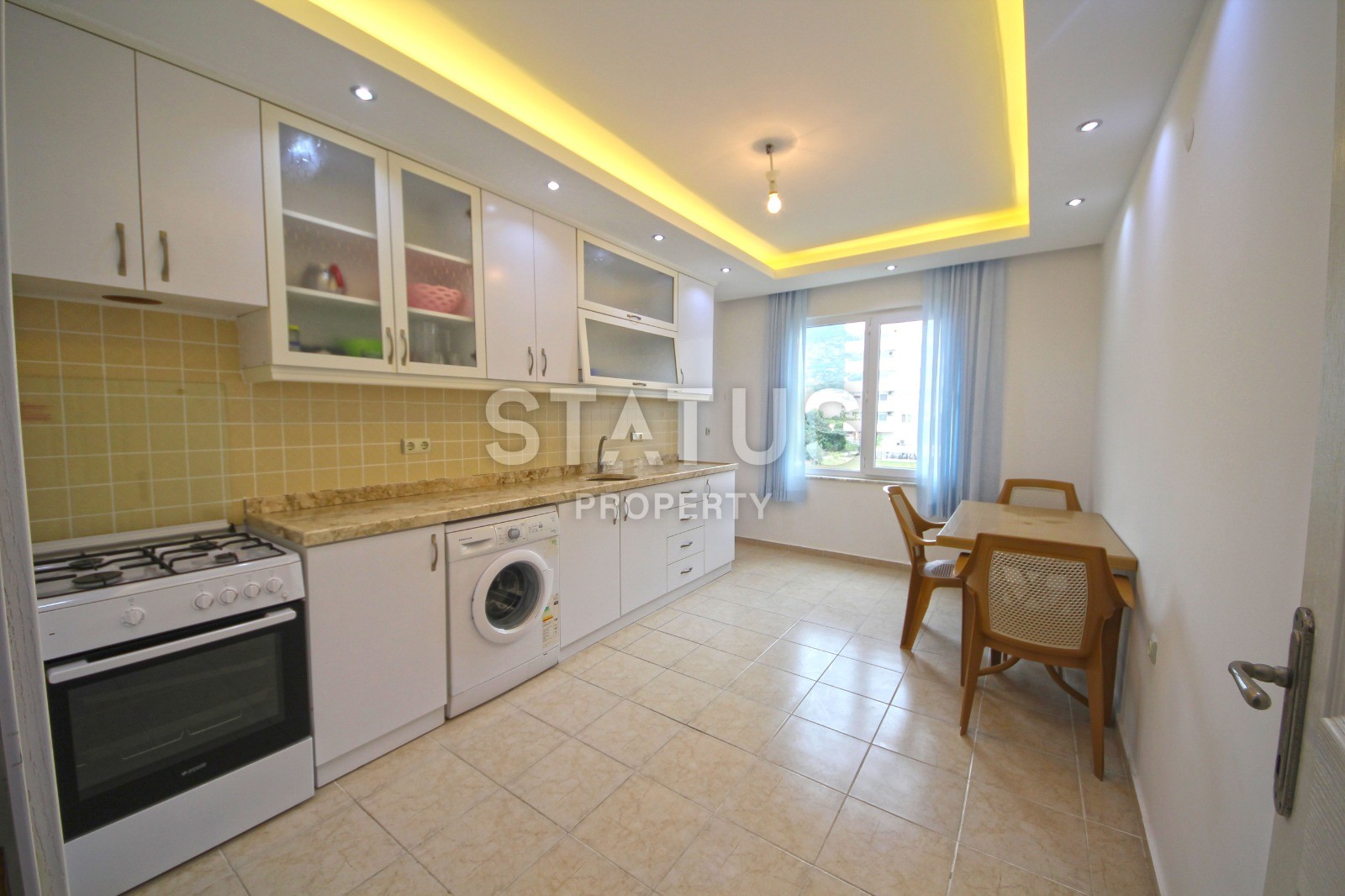 Меблированная трехкомнатная квартира 120 м2 в самом центре Махмутлара, возле часов. фото 17