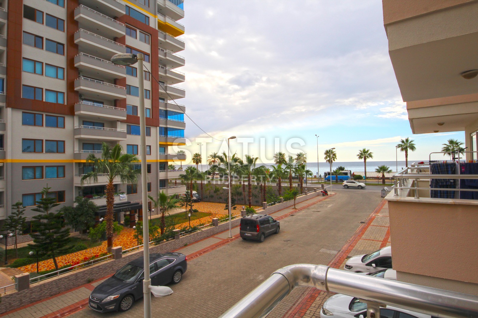 Меблированная трехкомнатная квартира 120 м2 в самом центре Махмутлара, возле часов. фото 18