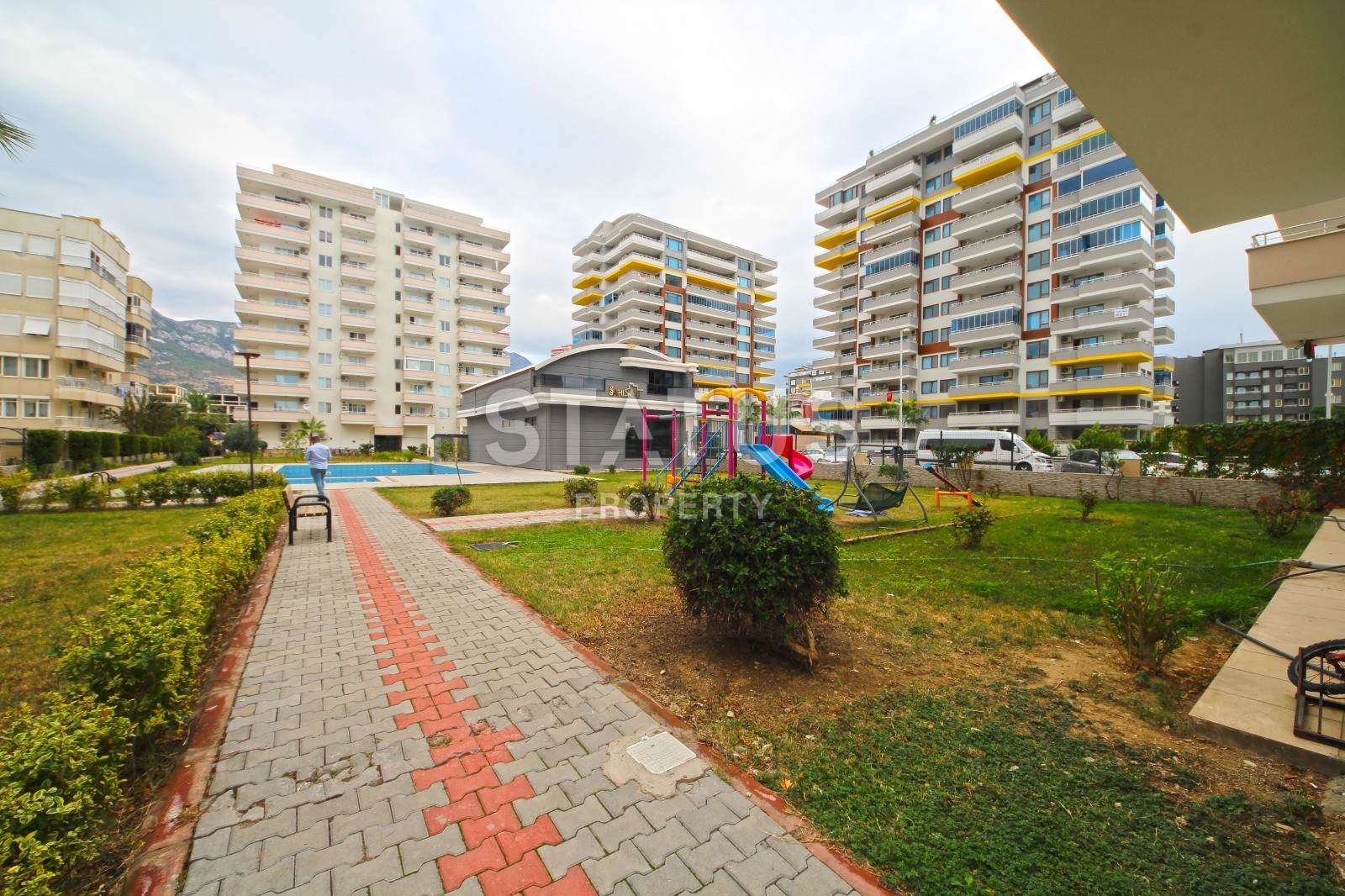 Меблированная трехкомнатная квартира 120 м2 в самом центре Махмутлара, возле часов. фото 24