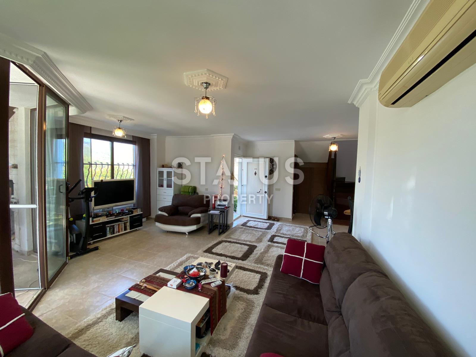 Вилла 3+1 с мебелью в районе Тюрклер, 135 м2 фото 6