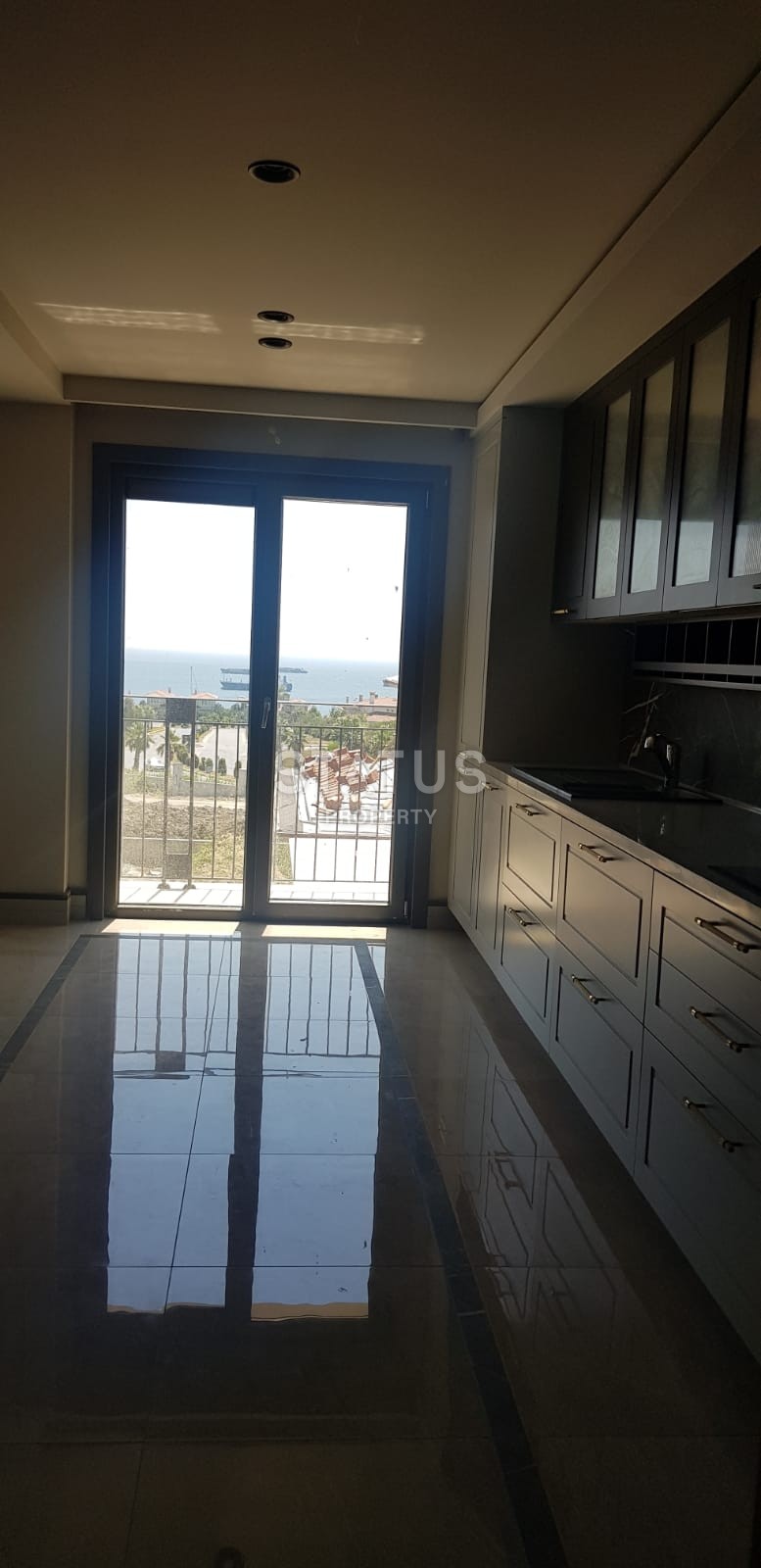 Элитные апартаменты от 1+1 до вилл на побережье, в самом грандиозном комплексе класса Люкс. Бейликдюзю, Стамбул. фото 26