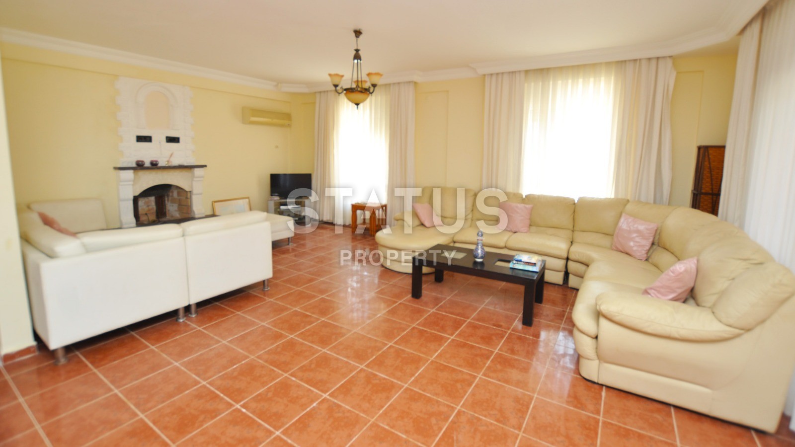 Inexpensive and solid villa for living in Kargicak 220 sq.m. фото 3