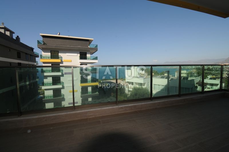 Квартиры планировки 1+1 и 2+1 на первой линии в районе Каргыджак фото 9