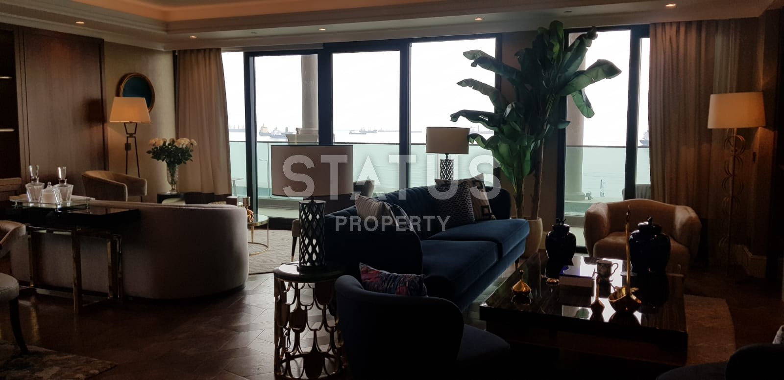 Apartments and lofts from 1+1 to 5+1 in a luxury complex on the coast of Zeytinburnu. фото 5