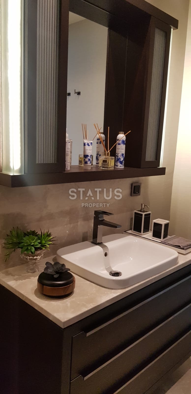 Apartments and lofts from 1+1 to 5+1 in a luxury complex on the coast of Zeytinburnu. фото 26