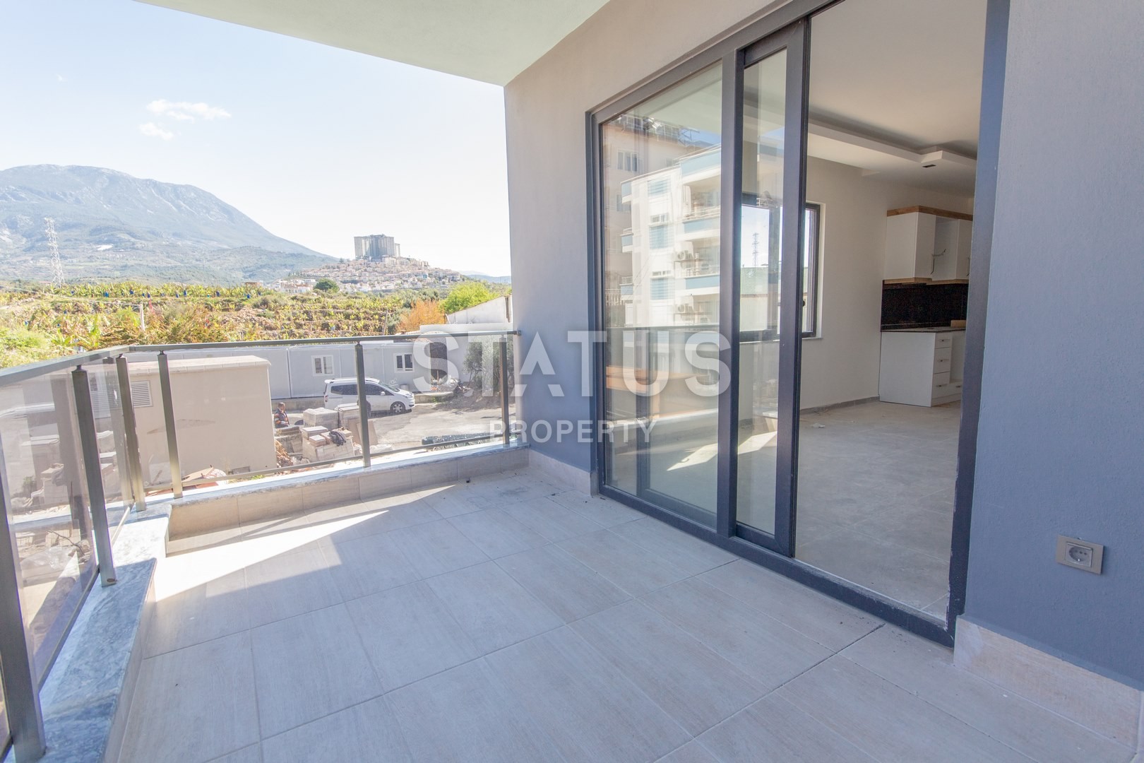 One-bedroom apartment in a new house at a great price, 65 m2 фото 15
