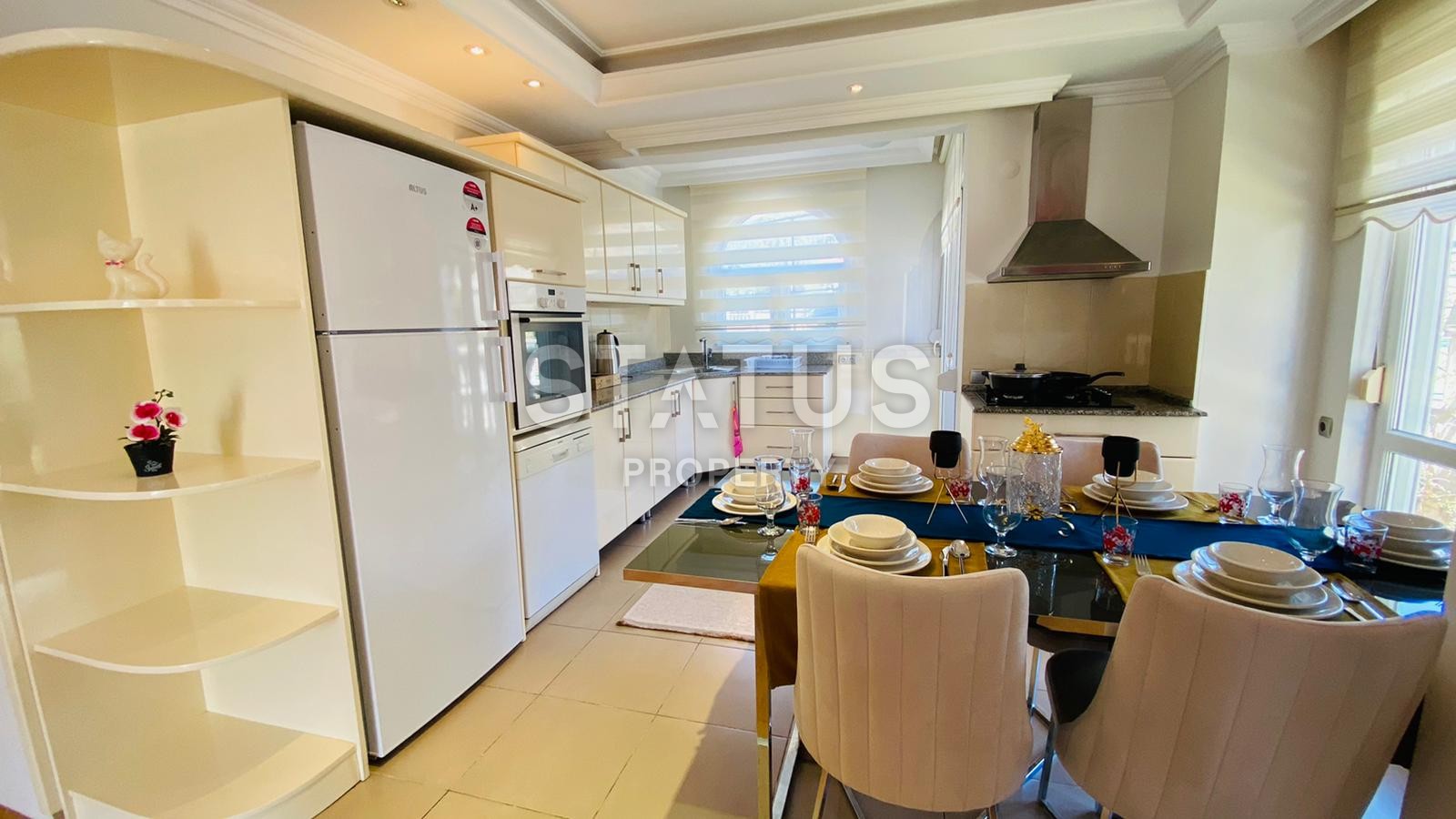 Furnished three-room apartment with sea view, 125 m2 фото 10