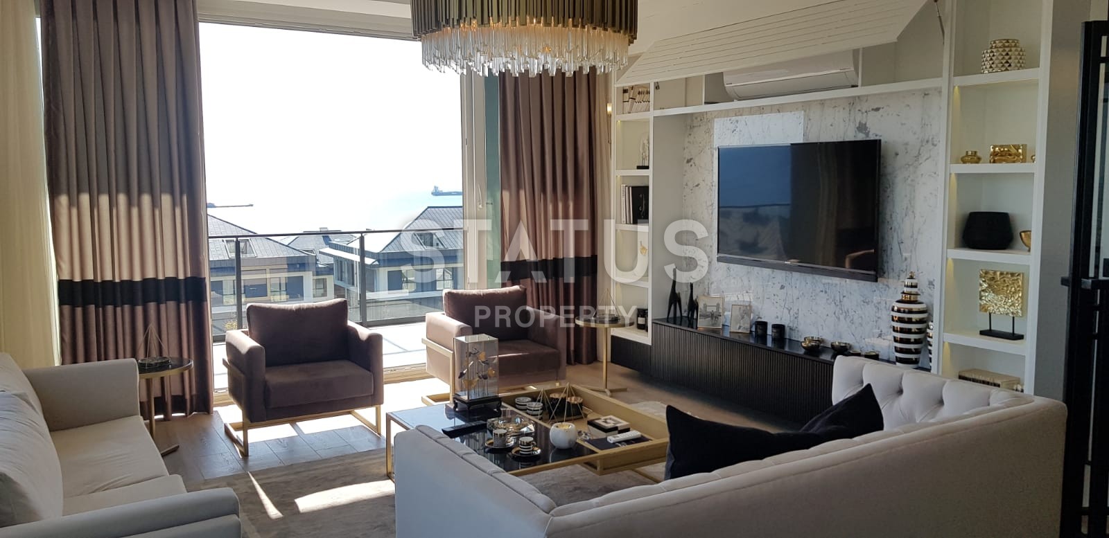 Новый жилой проект с крупнометражными апартаментами и видом на море в Бейликдюзю недалеко от Западной Марины. фото 16