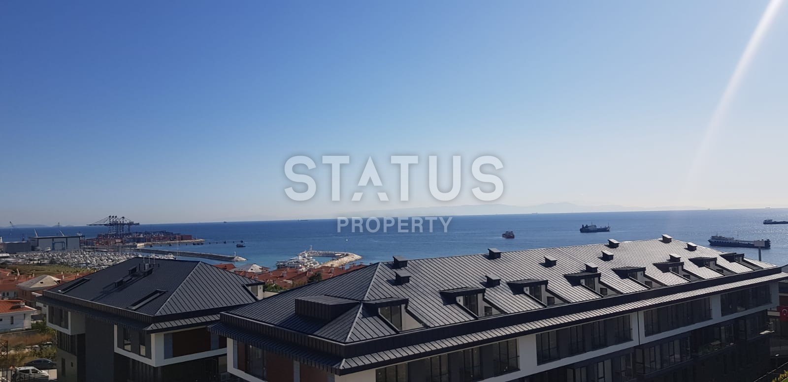 Новый жилой проект с крупнометражными апартаментами и видом на море в Бейликдюзю недалеко от Западной Марины. фото 19