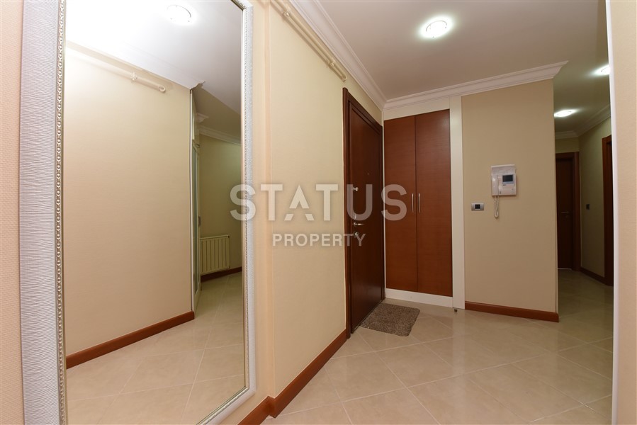 Три квартиры в отличном комплексе на первой береговой линии, 110 м2 фото 4