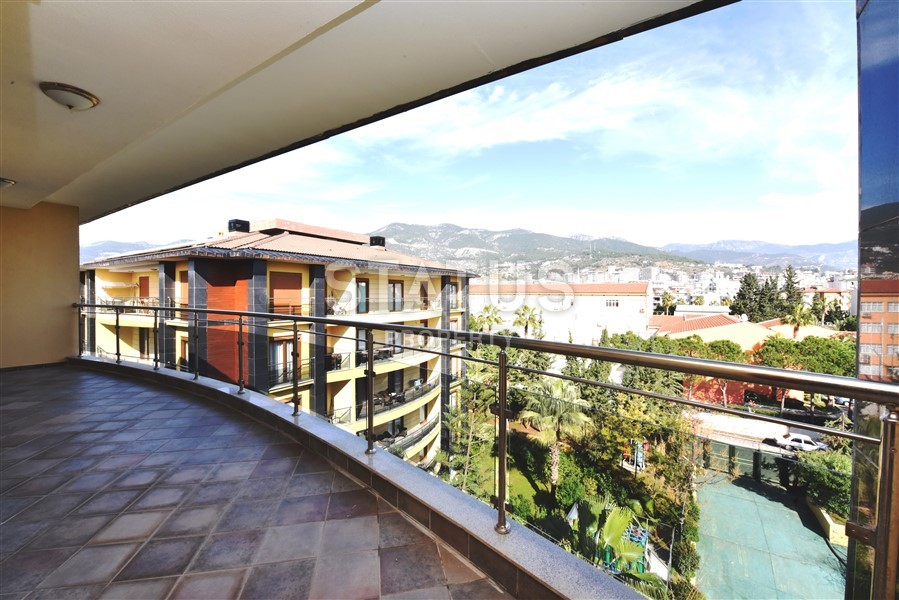 Три квартиры в отличном комплексе на первой береговой линии, 110 м2 фото 16