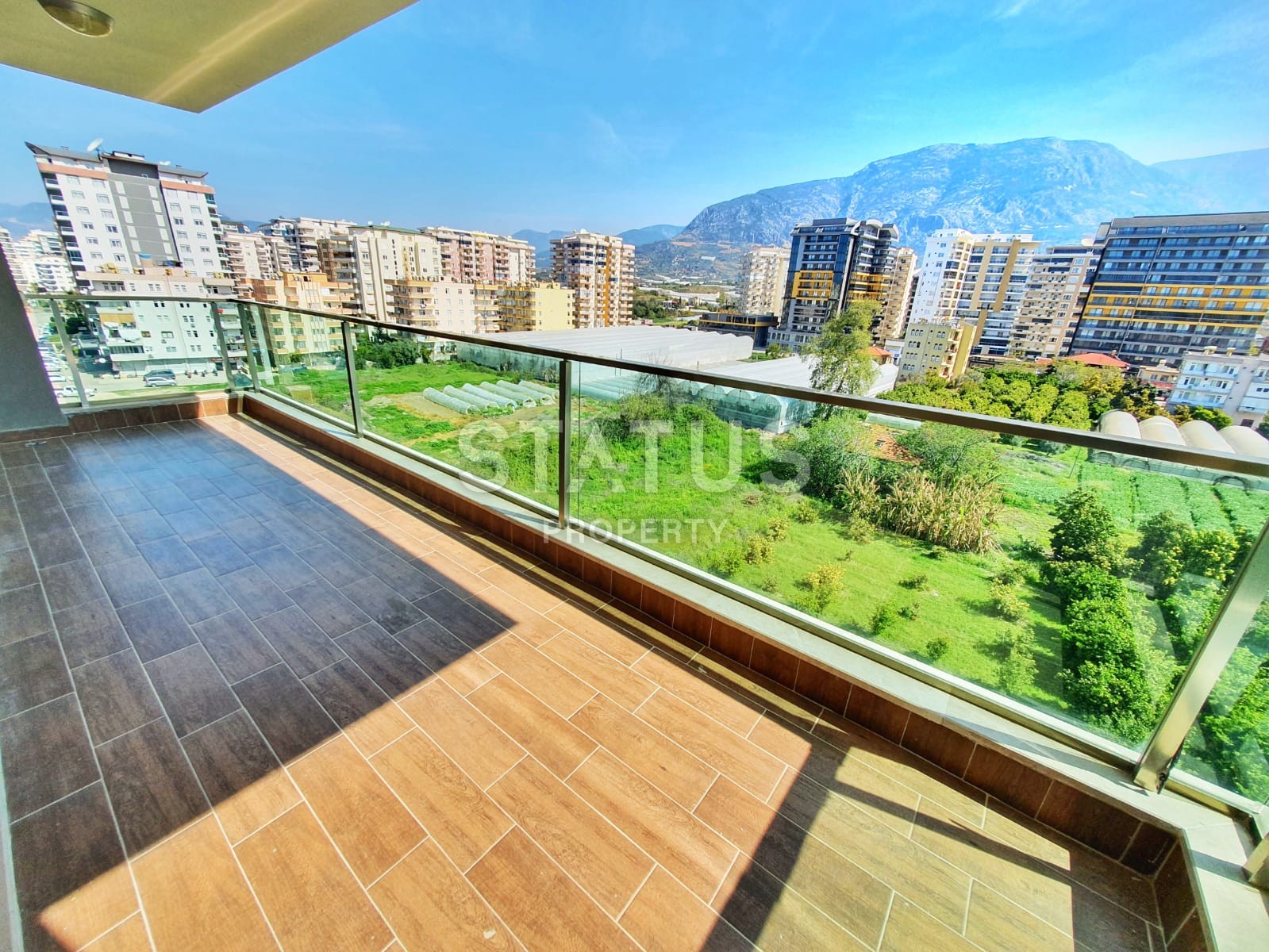 Двухкомнатная квартира с новой мебелью с видом на горы, 60 м2 фото 18