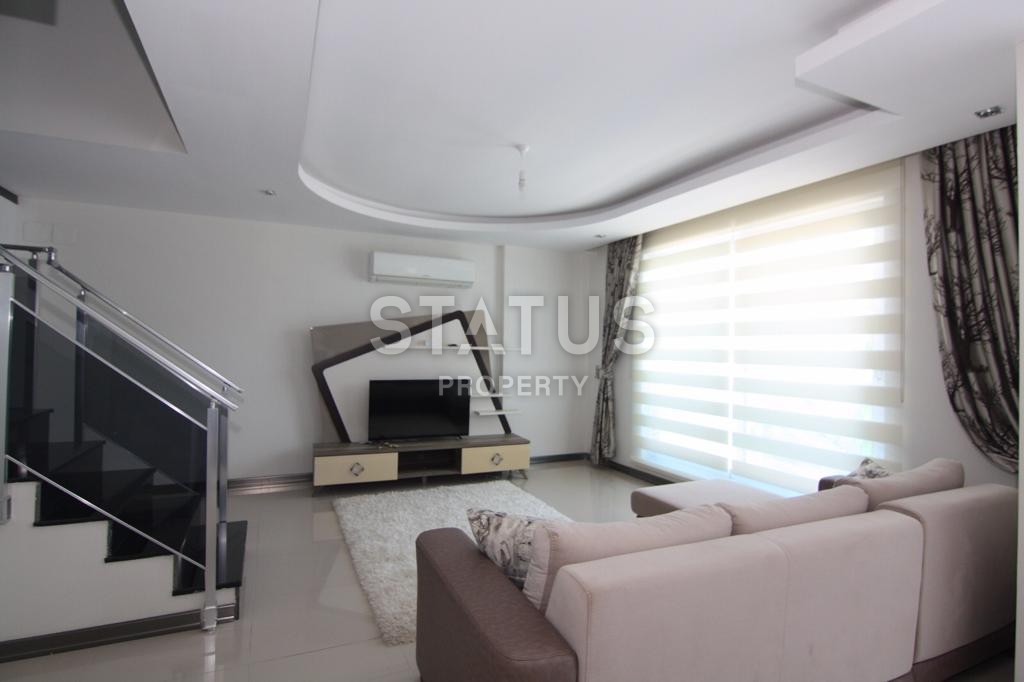 Меблированный садовый дуплекс 2+1, 140 м2 с видом на море. Кестель, Алания. фото 6