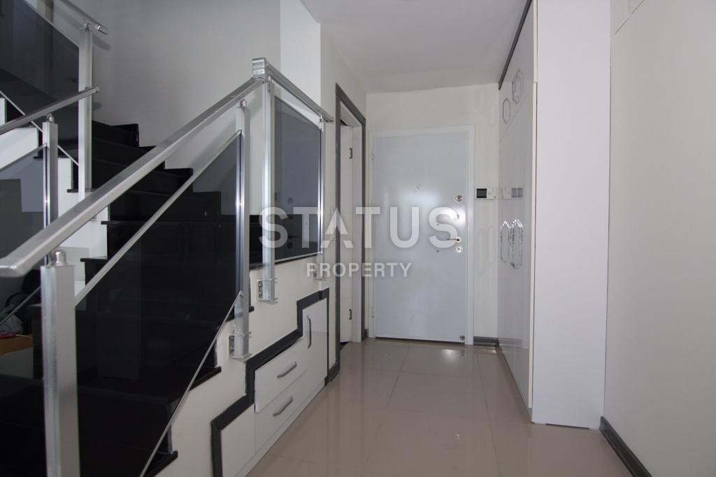 Меблированный садовый дуплекс 2+1, 140 м2 с видом на море. Кестель, Алания. фото 22