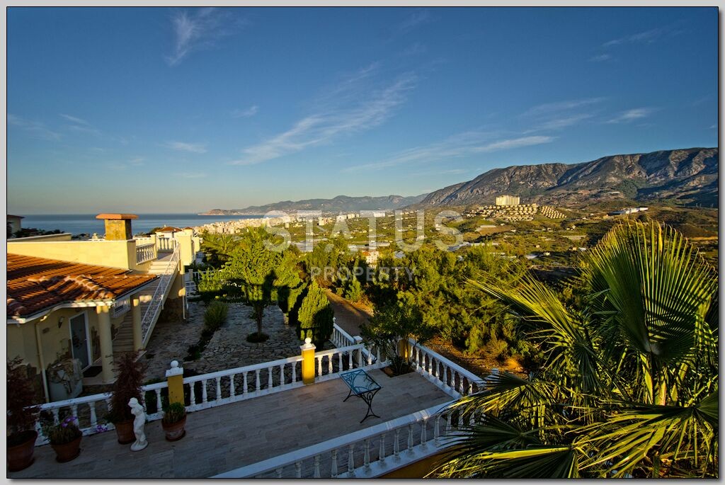 Уютная вилла 3+1 с собственным бассейном с шикарными видами на море и горы, 220 м2 фото 8