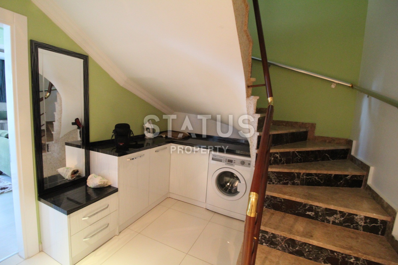 Просторные двухуровневые апартаменты 4+1 с видом на море 220м2. Кестель, Алания. фото 12