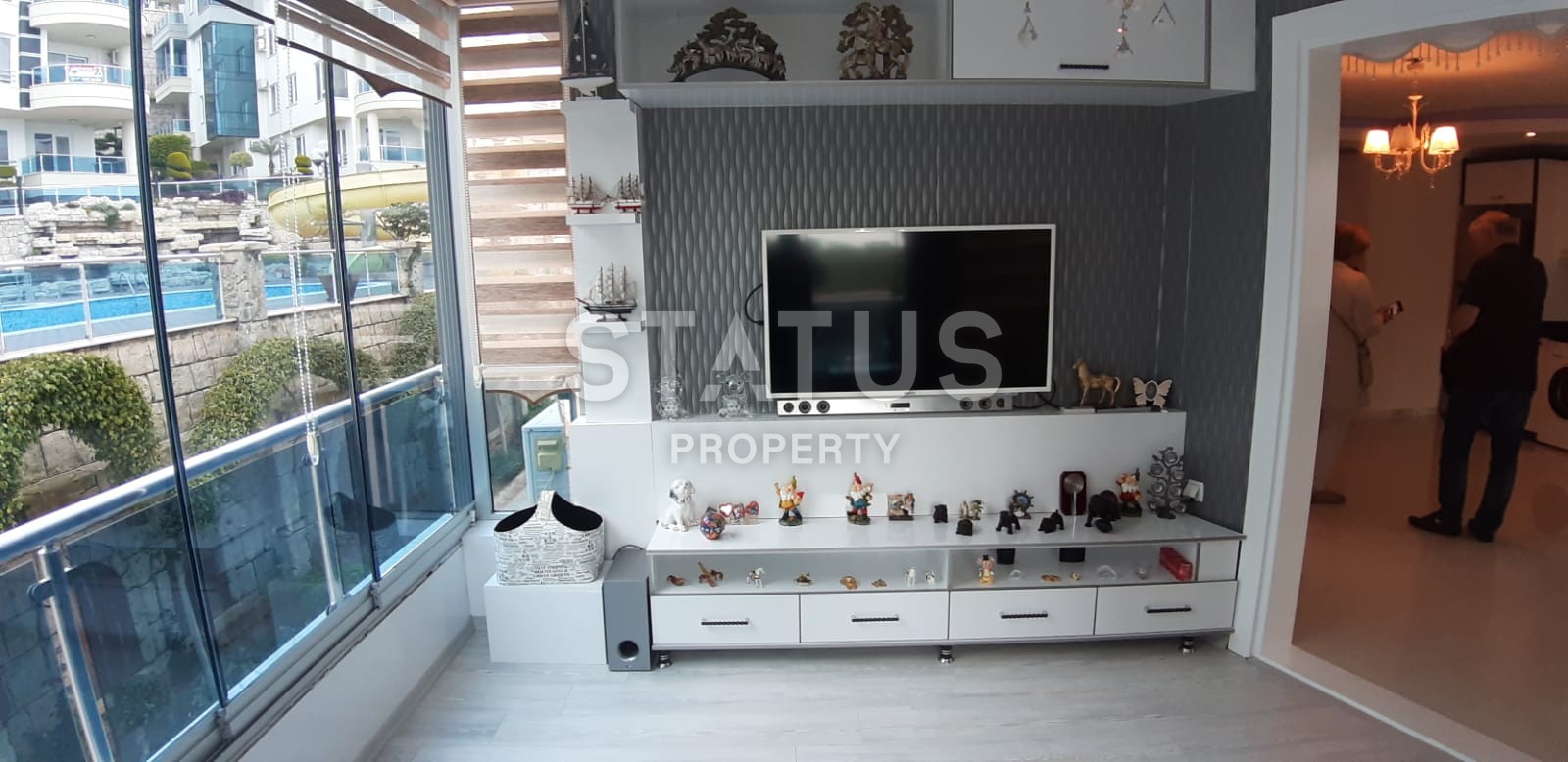 Трехкомнатные апартаменты в роскошном комплексе в центре города, 80 м2. фото 4