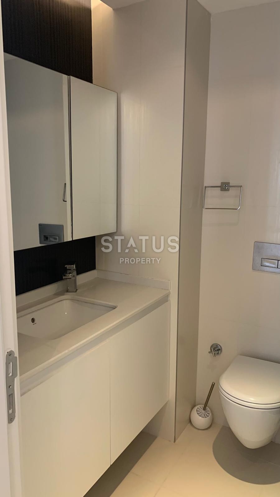 Three-room apartment in the city center, 100 m2 фото 24