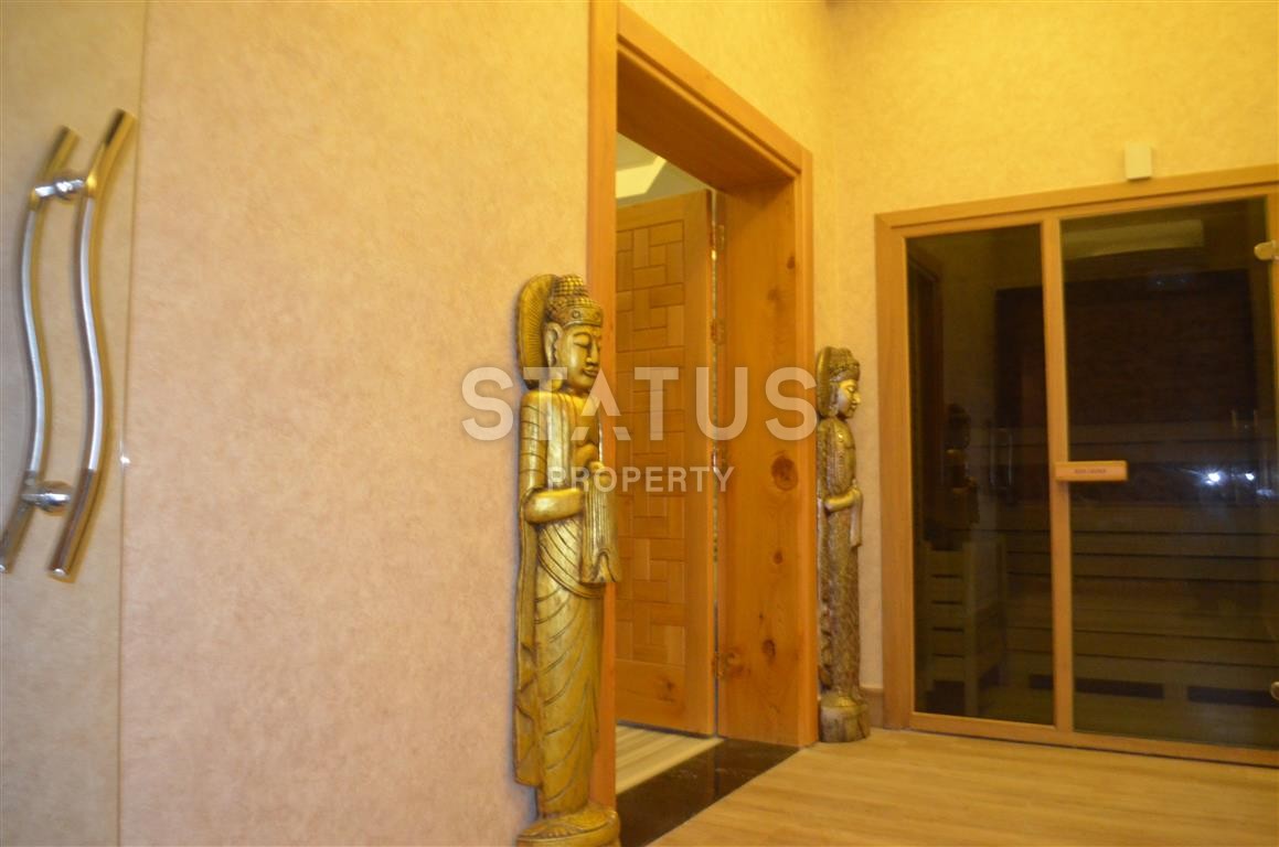 Новая четырехкомнатная квартира в элитном комплексе в центре Алании, 140 кв.м. фото 18