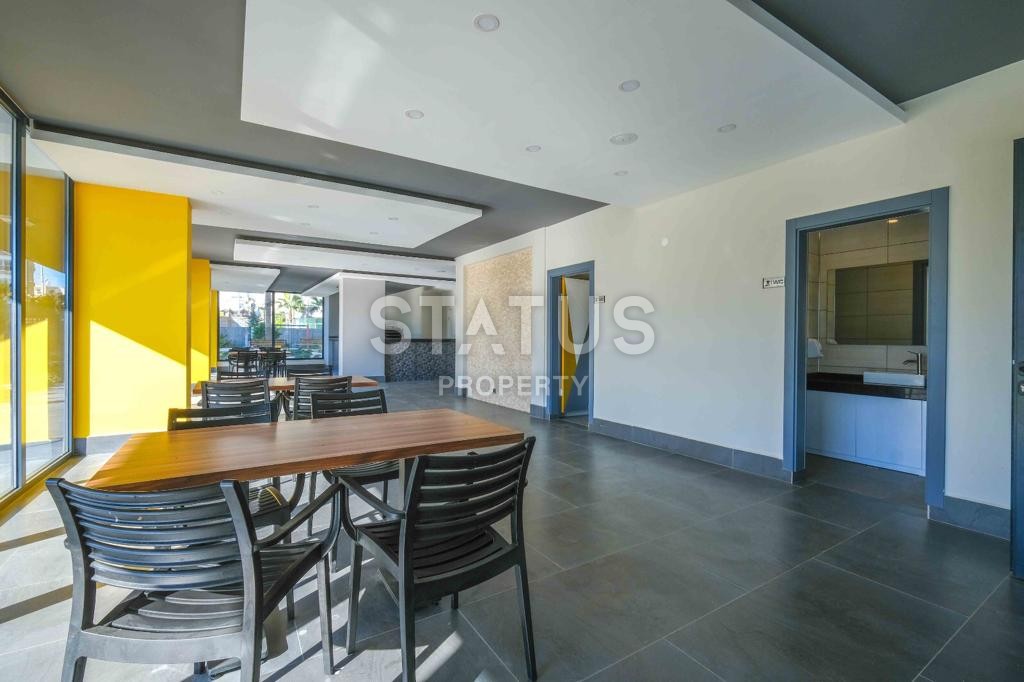 4+1 layout apartment with a separate kitchen in a new complex with developed infrastructure in Mahmutlar, 180 m2 фото 12