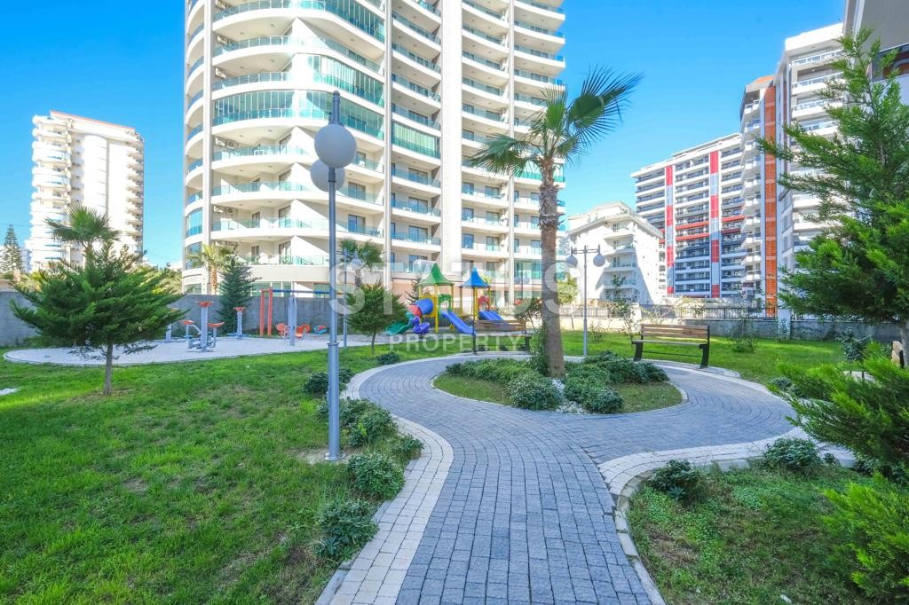 4+1 layout apartment with a separate kitchen in a new complex with developed infrastructure in Mahmutlar, 180 m2 фото 14