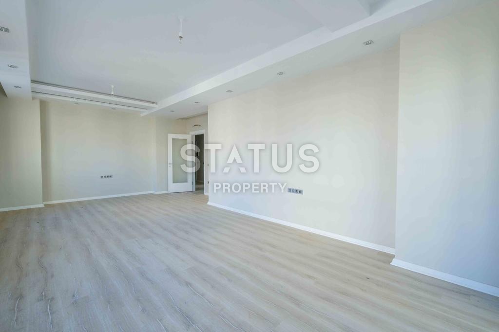 4+1 layout apartment with a separate kitchen in a new complex with developed infrastructure in Mahmutlar, 180 m2 фото 24