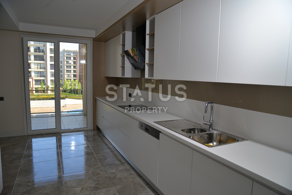 Spacious comfortable apartments 2+1, 3+1 and 4+1 in a new complex. Beylikduzu, Istanbul. фото 32